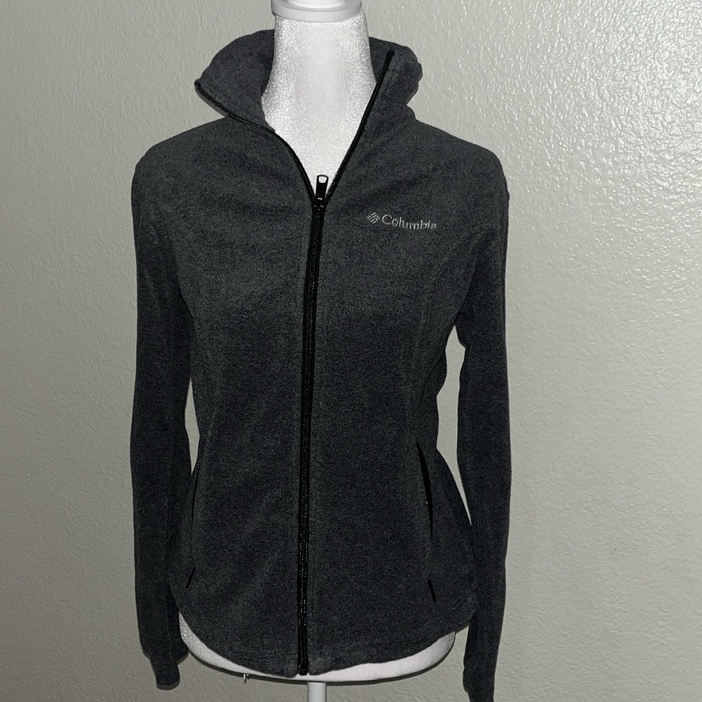 ⭐️✨3 for$20 ✨⭐️Columbia sweater size xs